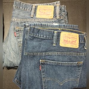 Two pairs used Levi 559 569 men's 38x32